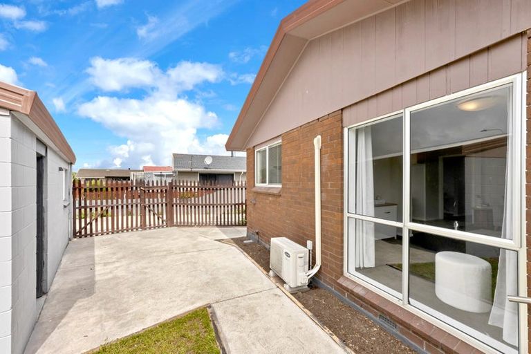 Photo of property in 1/20 Jura Place, Woolston, Christchurch, 8062