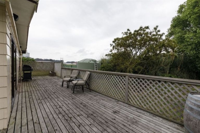 Photo of property in 75 Rangiotu Road, Himatangi, Palmerston North, 4477
