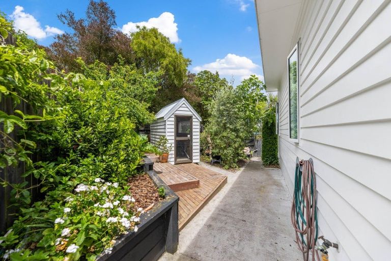 Photo of property in 12 Botanical Heights Drive, Waipahihi, Taupo, 3330