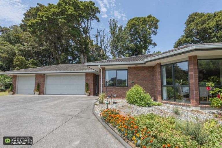 Photo of property in 12 Oakwood Rise, Ngararatunua, Whangarei, 0176