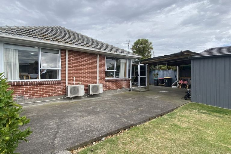 Photo of property in 19 Dunstan Crescent, Hornby, Christchurch, 8042