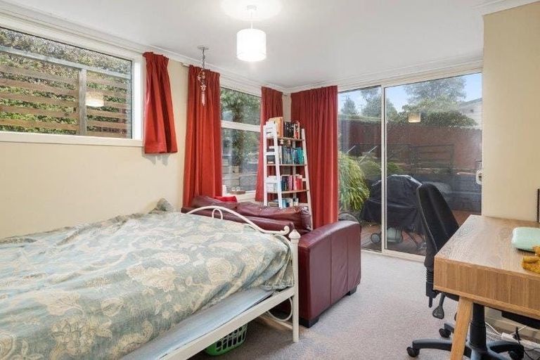 Photo of property in 11 Glenross Street, Glenross, Dunedin, 9011