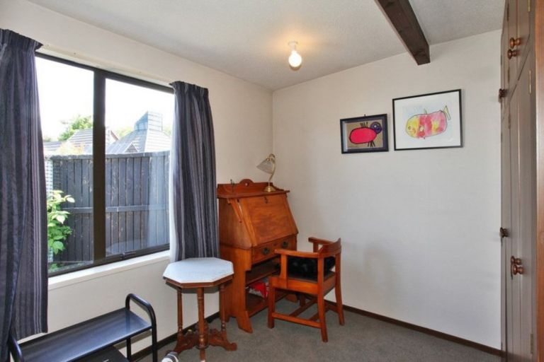 Photo of property in 43n Waimairi Road, Upper Riccarton, Christchurch, 8041