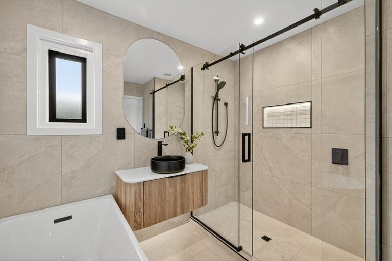 Photo of property in 75 Englefield Road, Northwood, Christchurch, 8051