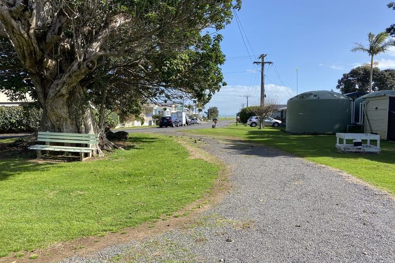 Photo of property in 6 Tatahi Street, Te Puru, Thames, 3575