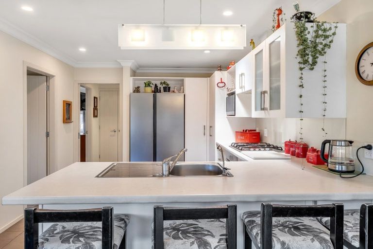 Photo of property in 112b Weraroa Road, Levin, 5510