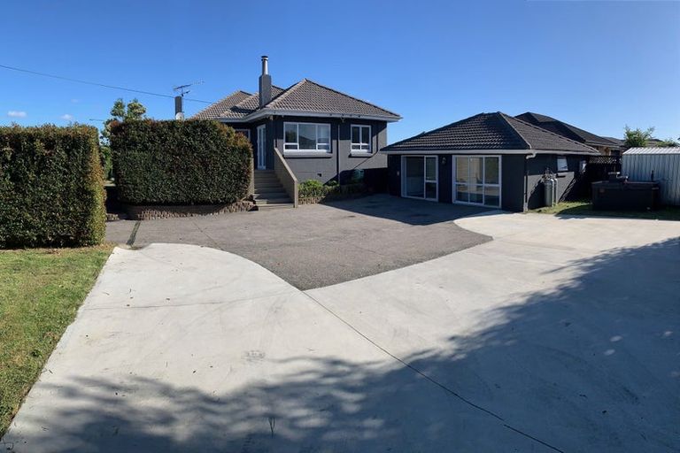 Photo of property in 549 Great South Road, Rosehill, Papakura, 2113