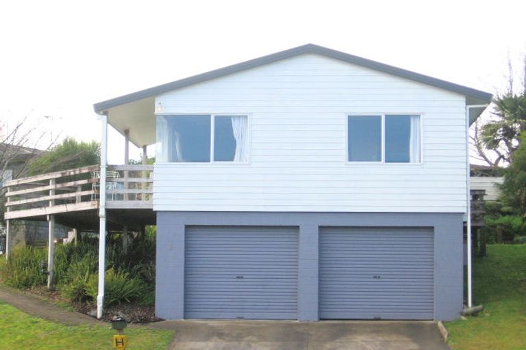 Photo of property in 1 Moreland Avenue, Pukete, Hamilton, 3200