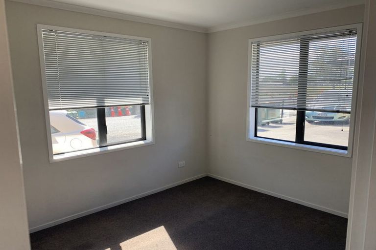 Photo of property in 1/240 Old Farm Road, Hillcrest, Hamilton, 3216