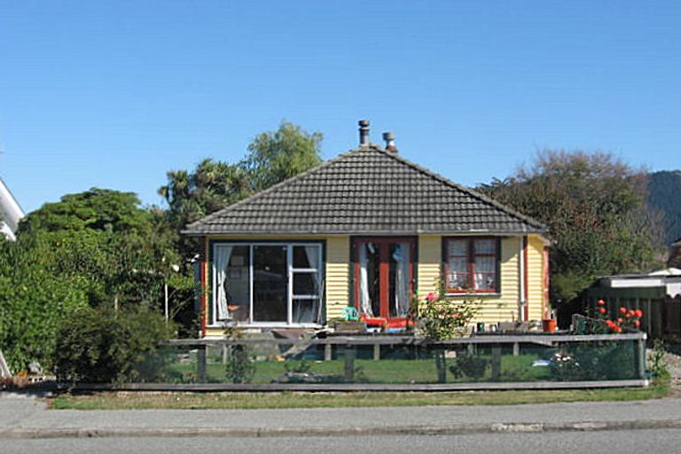 Photo of property in 153 High Street, Waimate, 7924