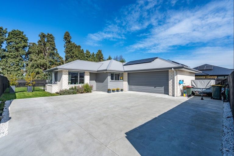 Photo of property in 32 Geoff Geering Drive, Netherby, Ashburton, 7700