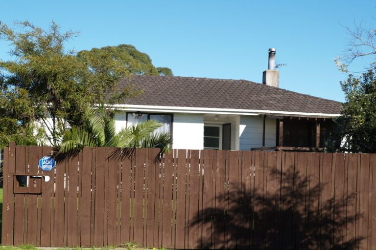 Photo of property in 29 Lavinia Crescent, Mangere East, Auckland, 2024