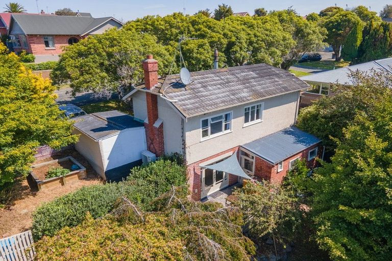 Photo of property in 1 Hertnon Street, West End, Timaru, 7910