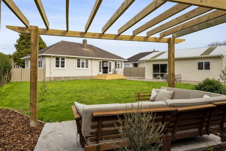 Photo of property in 13 Malone Place, Hawera, 4610