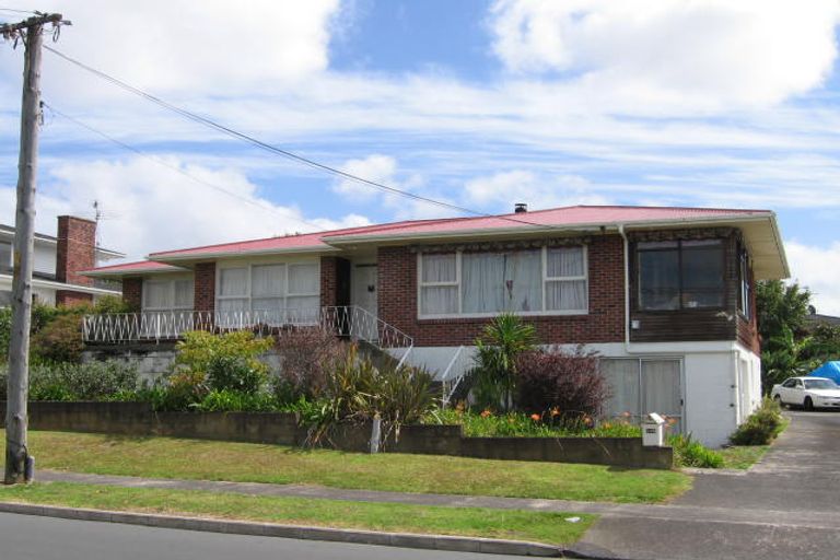 Photo of property in 146 Beach Road, Campbells Bay, Auckland, 0630