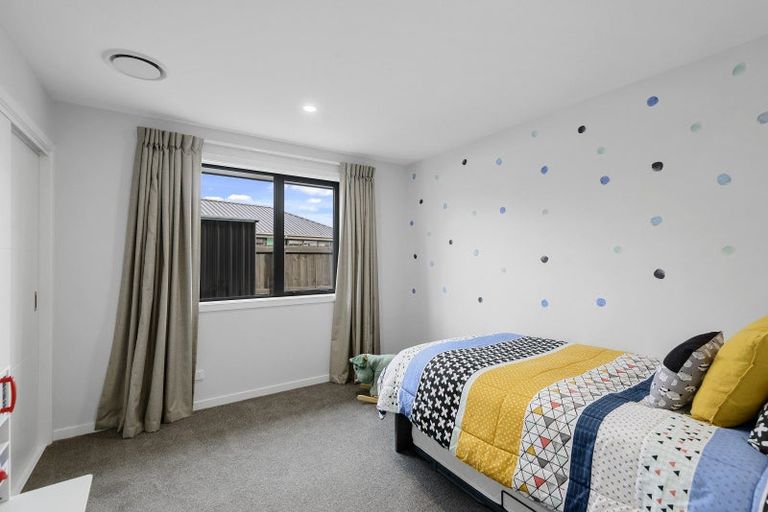 Photo of property in 13 Kelburn Place, Tinwald, Ashburton, 7700