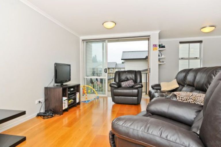 Photo of property in 83 Chiefs Court, Hamilton East, Hamilton, 3216