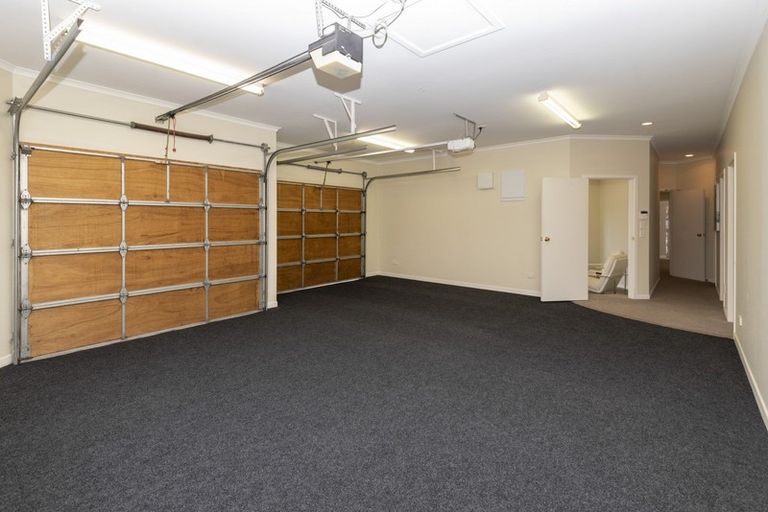 Photo of property in 1 St Elmo Rise, Shamrock Park, Auckland, 2016