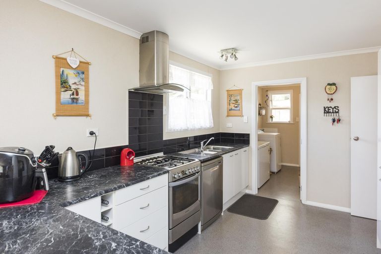 Photo of property in 51 Honore Drive, Linton, Palmerston North, 4472