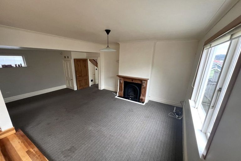 Photo of property in 127 Elizabeth Street, Mount Victoria, Wellington, 6011