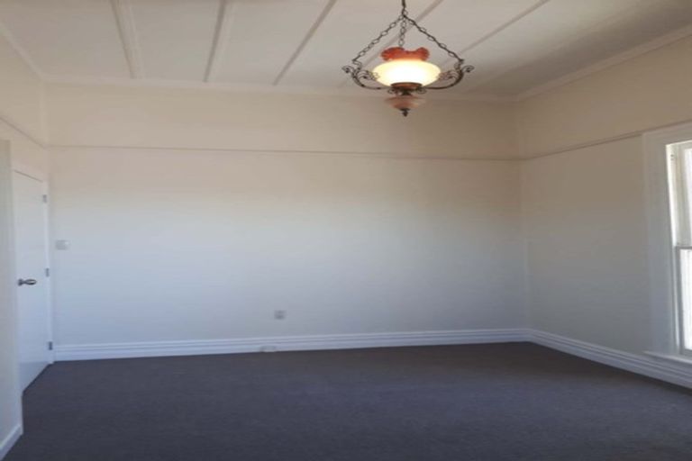 Photo of property in 1/165 Hinemoa Street, Birkenhead, Auckland, 0626
