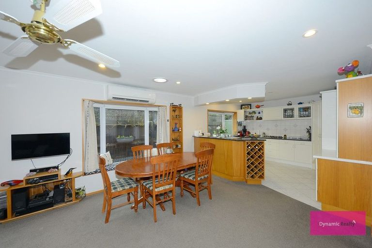 Photo of property in 14a O'connor Place, Burnside, Christchurch, 8053