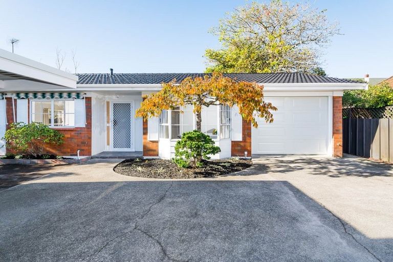 Photo of property in 2/6 Jutland Road, Hauraki, Auckland, 0622
