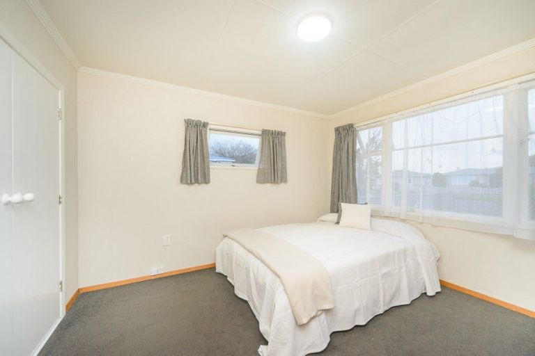 Photo of property in 186 Tremaine Avenue, Westbrook, Palmerston North, 4412