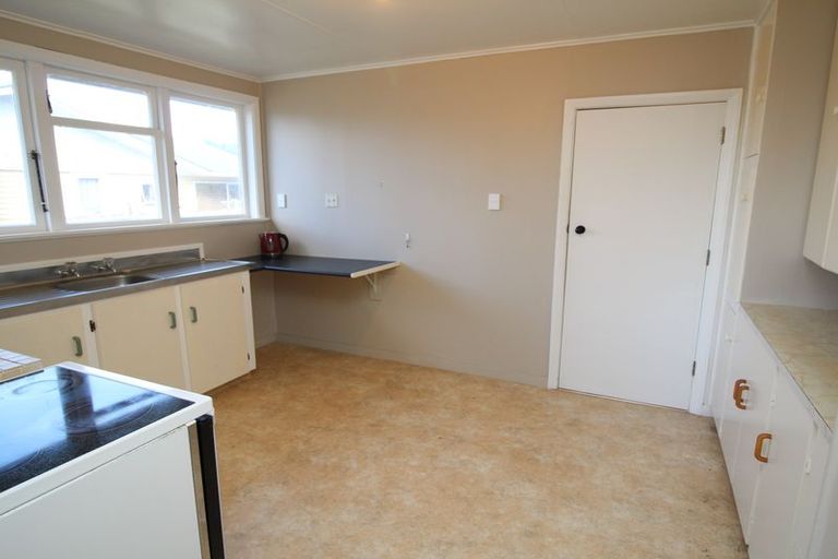 Photo of property in 30 Bellingham Crescent, Fordlands, Rotorua, 3015