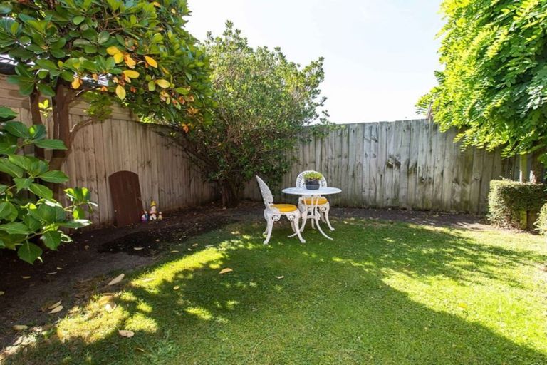 Photo of property in 12 Seascape Gardens, Bromley, Christchurch, 8062