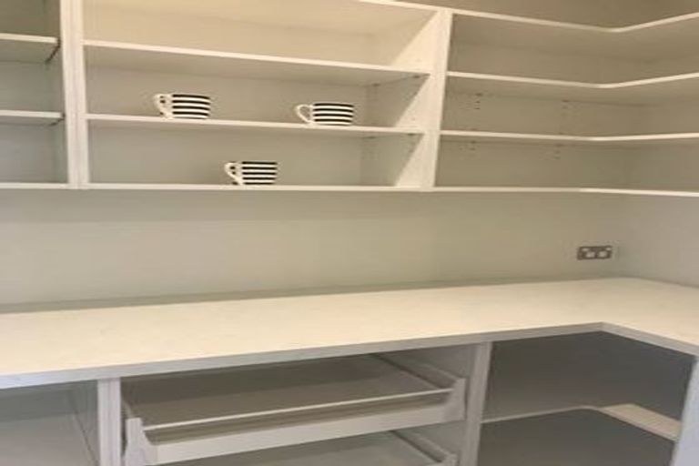 Photo of property in 14 Shillingford Boulevard, Rolleston, 7615