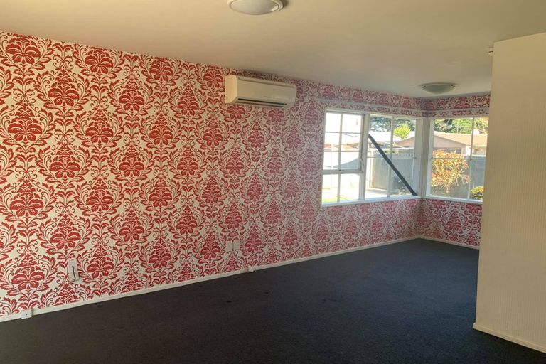 Photo of property in 75 Saint Heliers Crescent, Aranui, Christchurch, 8061