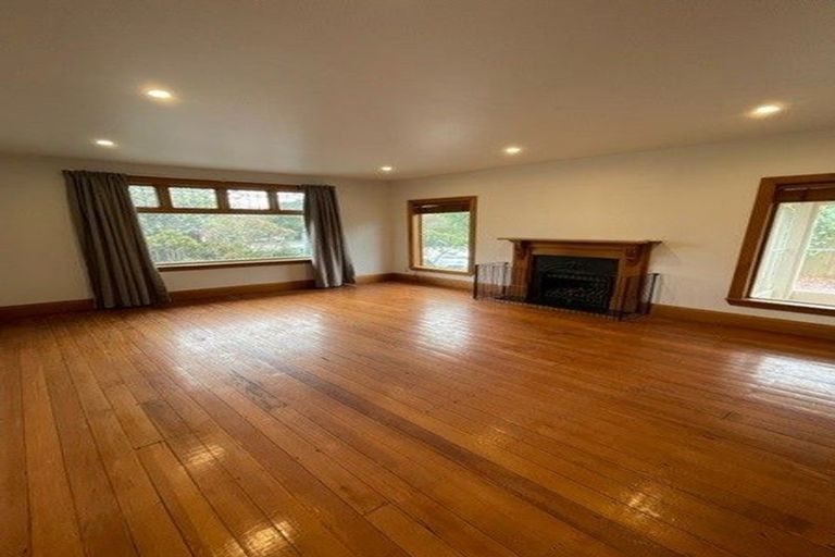 Photo of property in 76 North Parade, Richmond, Christchurch, 8013