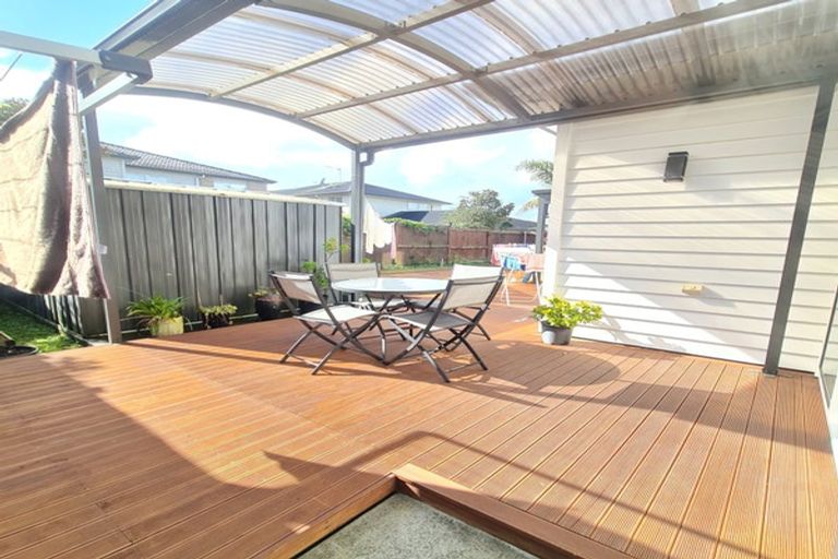 Photo of property in 5 Bruckless Drive, Flat Bush, Auckland, 2019