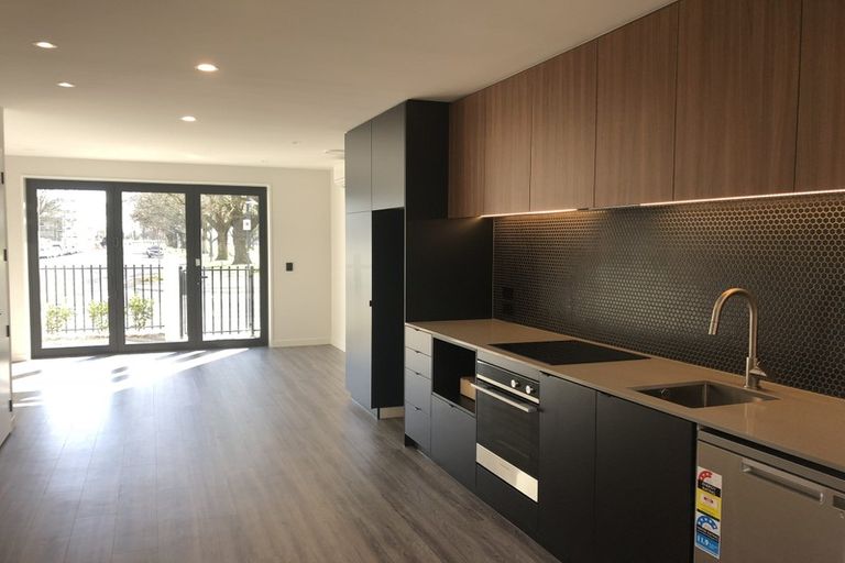 Photo of property in 7/214 Hereford Street, Christchurch Central, Christchurch, 8011