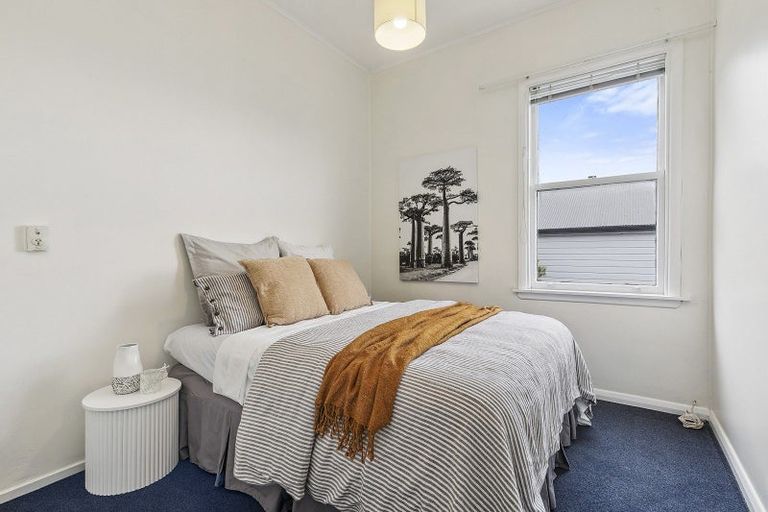 Photo of property in 10 Park Street, Thorndon, Wellington, 6011