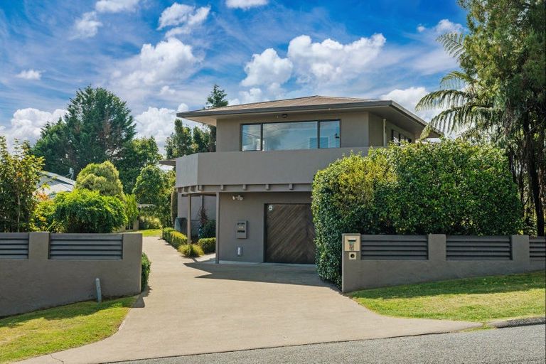 Photo of property in 24 Korimako Road, Waipahihi, Taupo, 3330
