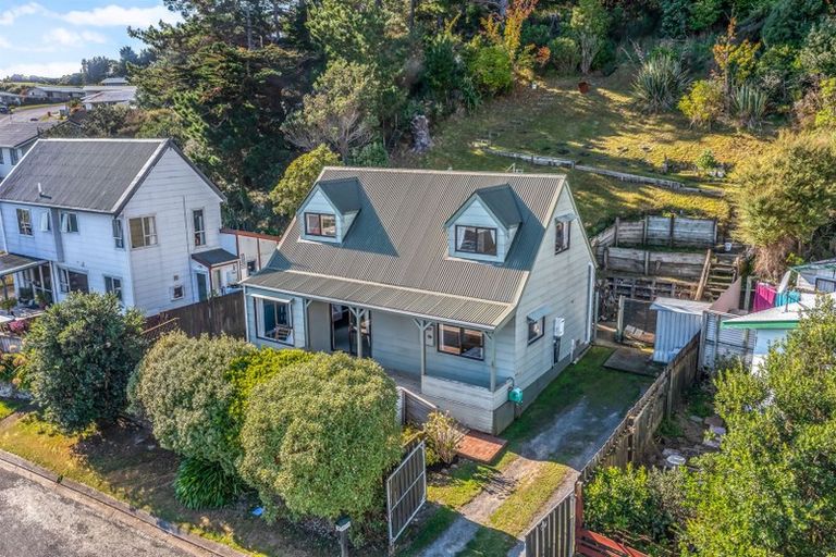 Photo of property in 5 Bobstay Lane, Whitby, Porirua, 5024