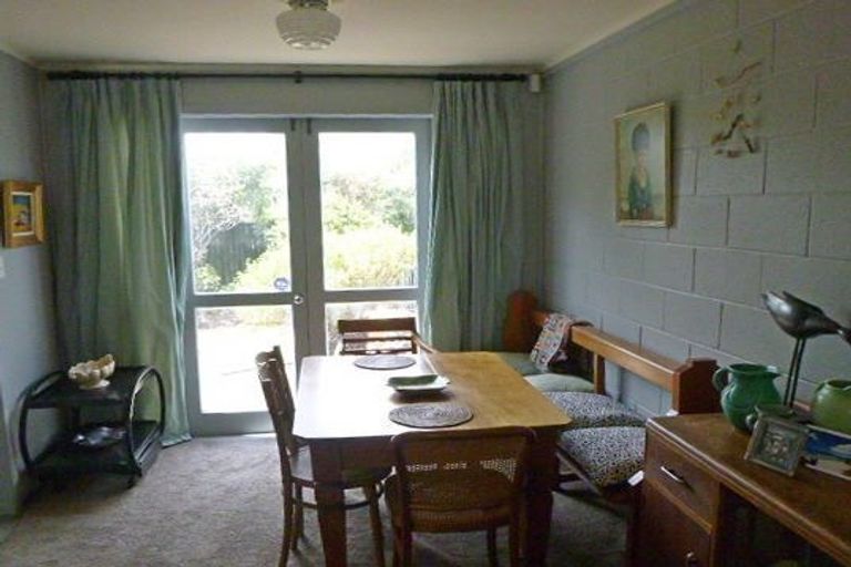 Photo of property in 15 Hector Street, Seatoun, Wellington, 6022