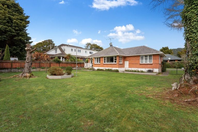 Photo of property in 8a Wood Street, Wallaceville, Upper Hutt, 5018