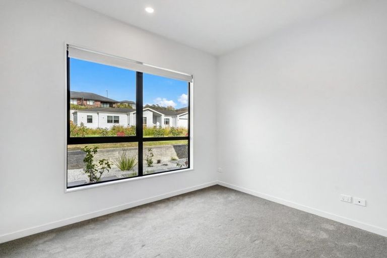 Photo of property in 7 Awa Avenue, Helensville, 0800