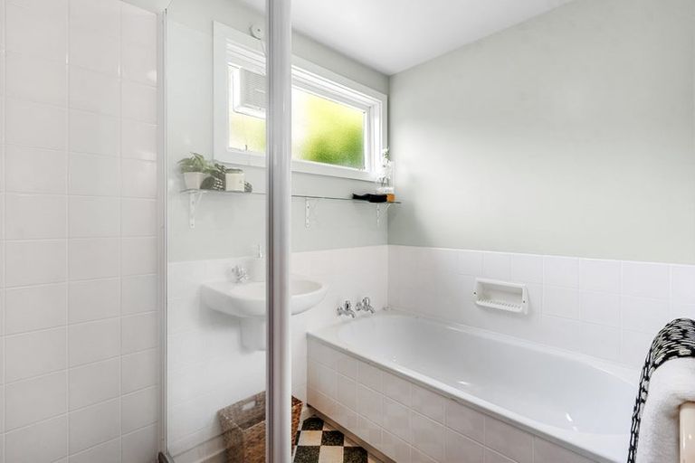 Photo of property in 1/27 Colwyn Street, Bryndwr, Christchurch, 8053