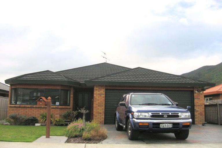 Photo of property in 5 Mandel Mews, Waiwhetu, Lower Hutt, 5010
