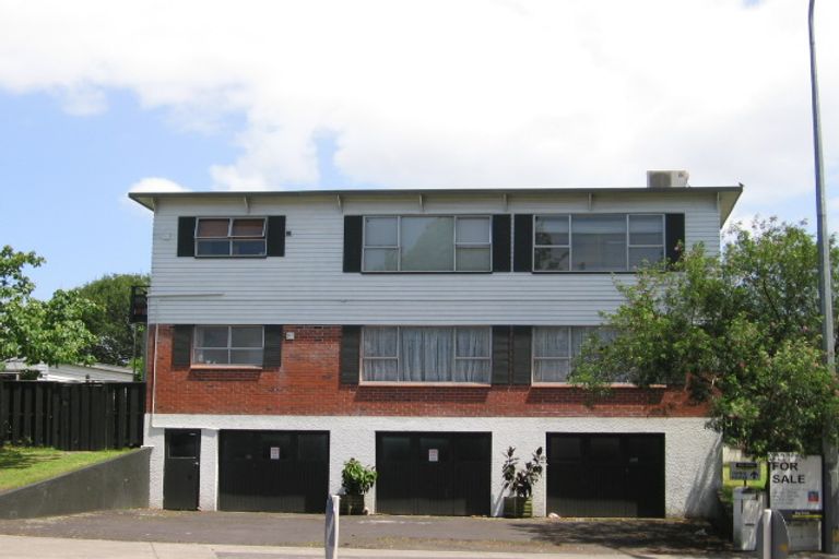 Photo of property in 6/1551 Great North Road, Waterview, Auckland, 1026