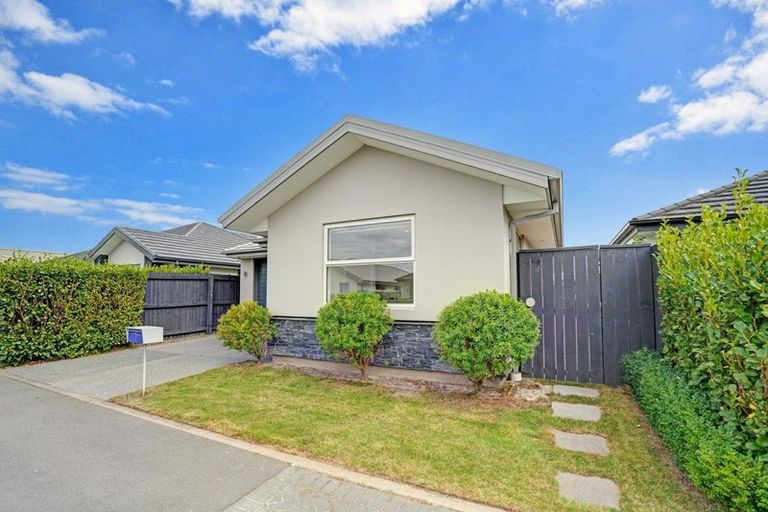 Photo of property in 7 Capil Court, Halswell, Christchurch, 8025