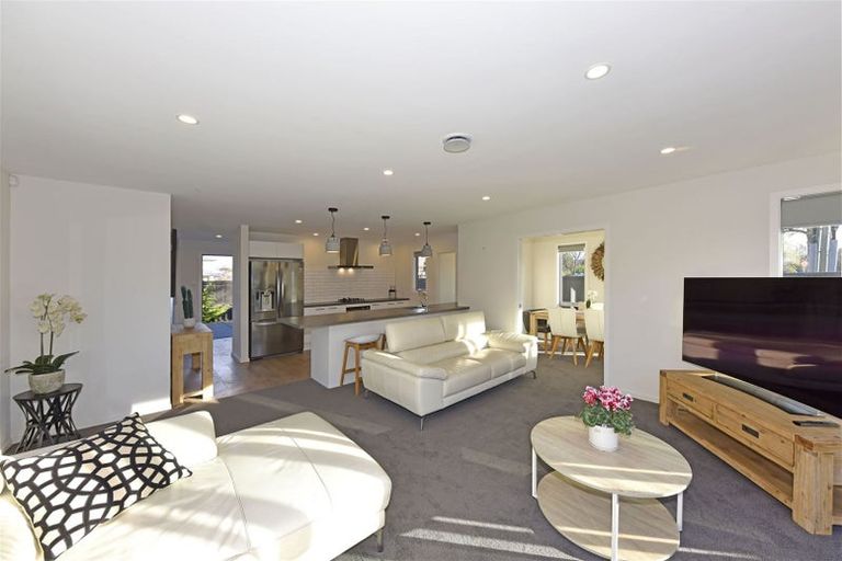 Photo of property in 3 Guild Street, Richmond, Christchurch, 8013