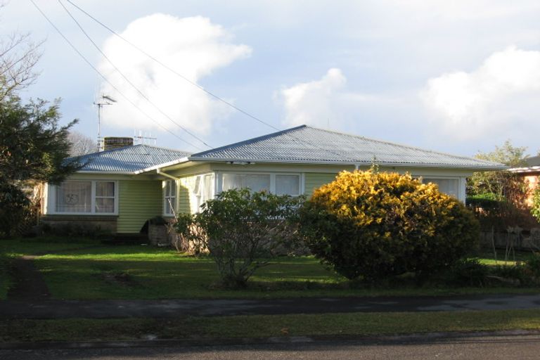 Photo of property in 7 Liston Crescent, Hillcrest, Hamilton, 3216