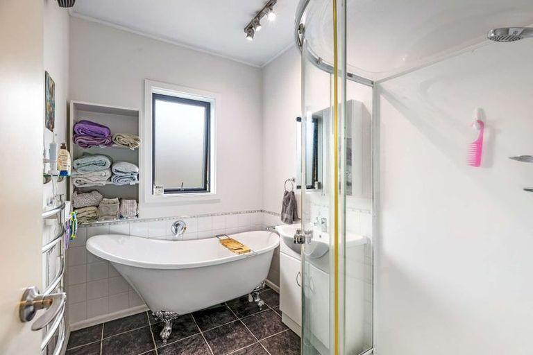 Photo of property in 10 Church Street, Hampstead, Ashburton, 7700