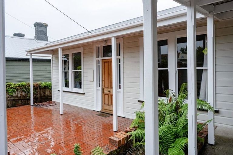 Photo of property in 39 Signal Hill Road, Opoho, Dunedin, 9010