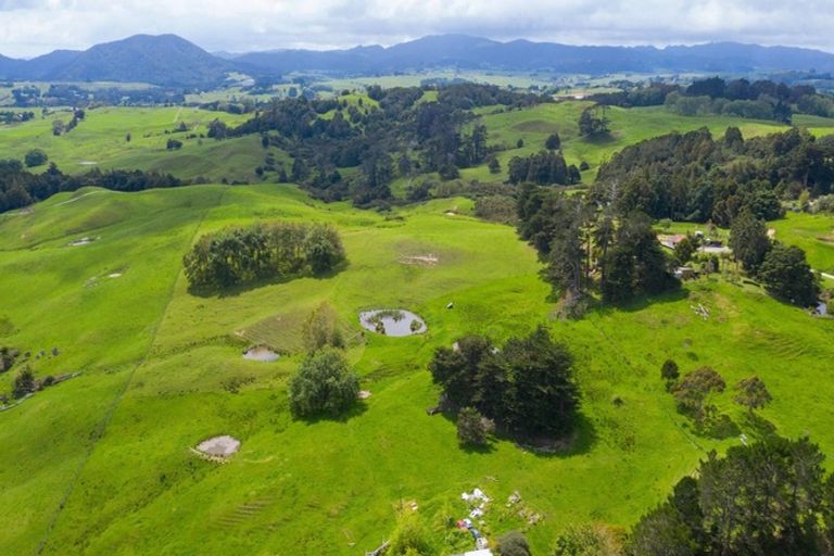 Photo of property in 229 Settlement Road, Kaiwaka, 0573